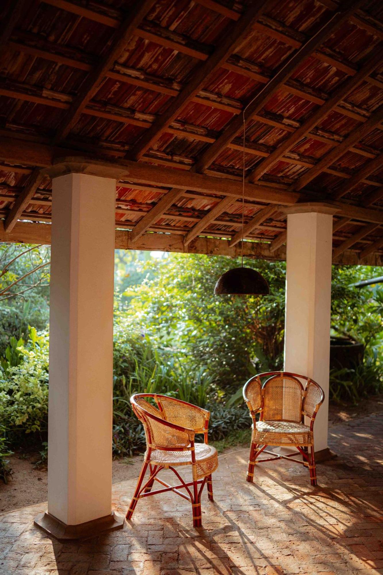 Amuura Beach Villa 贝鲁沃勒 外观 照片